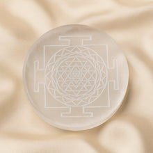 Load image into Gallery viewer, Certified Natural Selenite Sri Yantra Charging Plate - Portable Charging & Prosperity Focus | Buy Online - Image 4