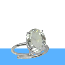 Load image into Gallery viewer, Minimal style adjustable ring featuring a clear quartz gemstone for clarity and balanced energy.