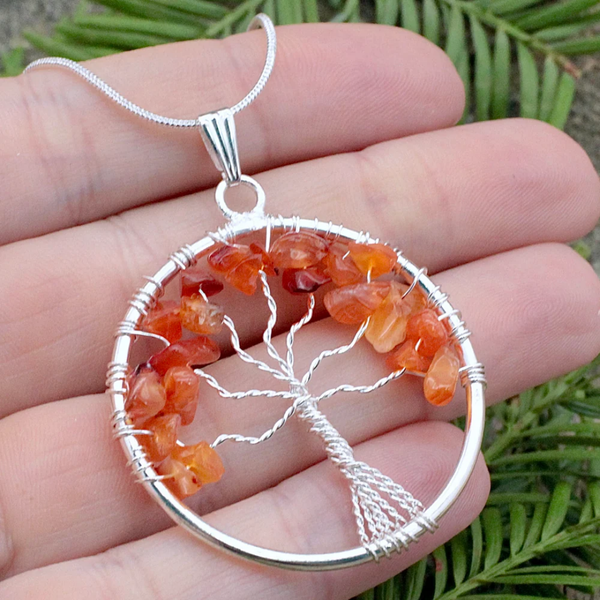 Carnelian Tree of Life Pendant – Healing Crystal Necklace for Vitality & Creativity