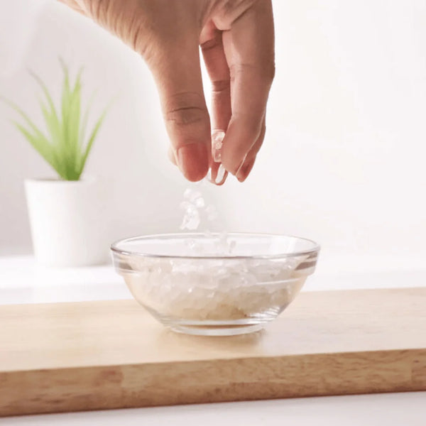 Clear Quartz Chips Stone – Symbol of Power, Amplification, and Healing – Perfect for Decoration