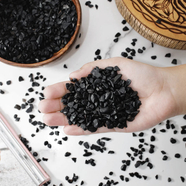 Black Agate Chips Stone – Symbol of Grounding, Courage, and Stability – Perfect for Decoration
