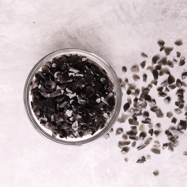 Black Obsidian Chips Stone – Symbol of Protection, Grounding, and Truth – Perfect for Decoration