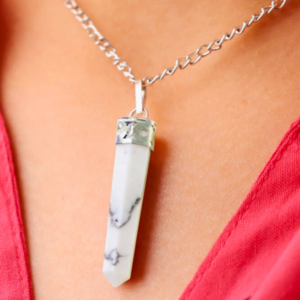 Dendrite Pendant – Healing Stone Pencil Necklace |Crystal Pendant Chain - Scale Reference | Natural Crystal Pendant for Success, Confidence & Career Growth