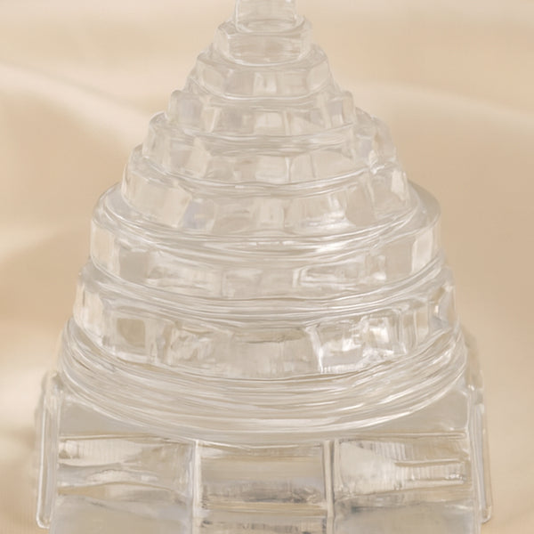 Close-up of authentic natural Clear Quartz and Sphatik showing crystal texture, colour and craftsmanship – sphatik shree yantra for wealth abundance growth and